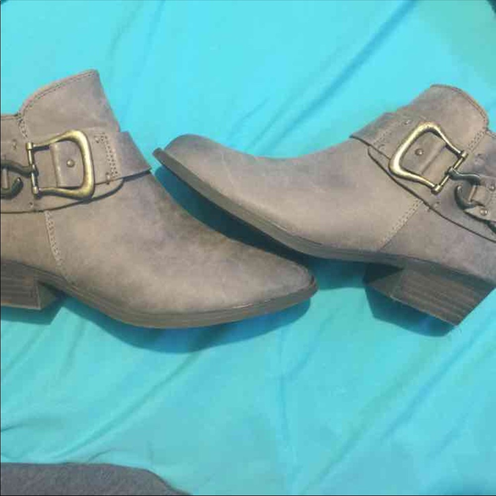 Ankle boots